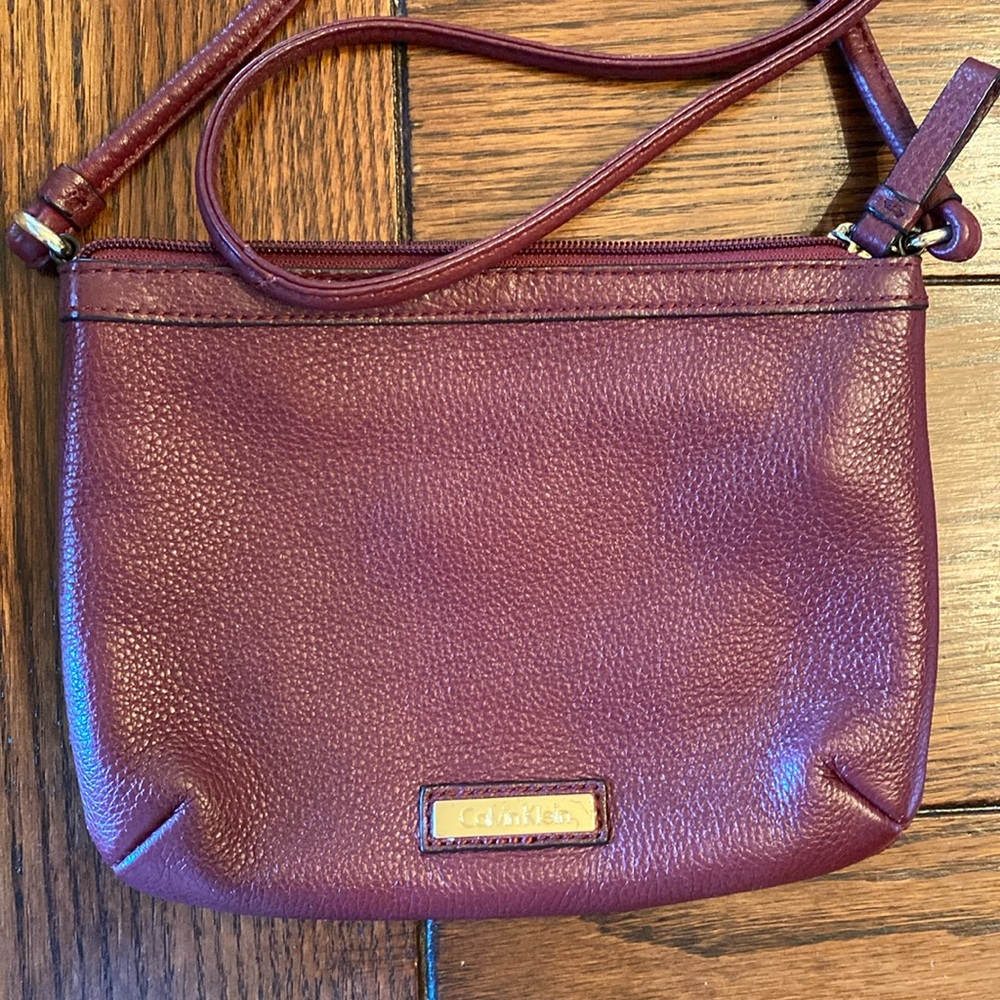 Calvin Klein Maroon Crossbody Bag 22” Strap 8.5 x 6.5
